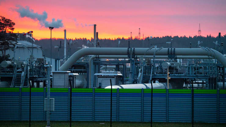 Вид трубних систем і запірних пристроїв на газоприймальній станції газопроводу "Північний потік-2" Балтійське море.
Стефан Зауер Getty Images